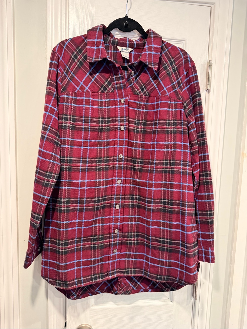 Duluth Trading Size L Plaid Flannel Shacket
Long Sleeve Button Front Shirt